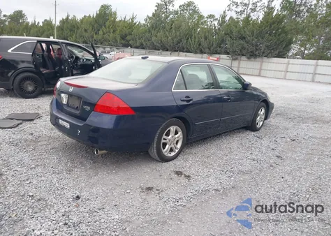 2006 Honda Accord 2.4 Ex z USA, uszkodzony, nr VIN 1HGCM56876A036493